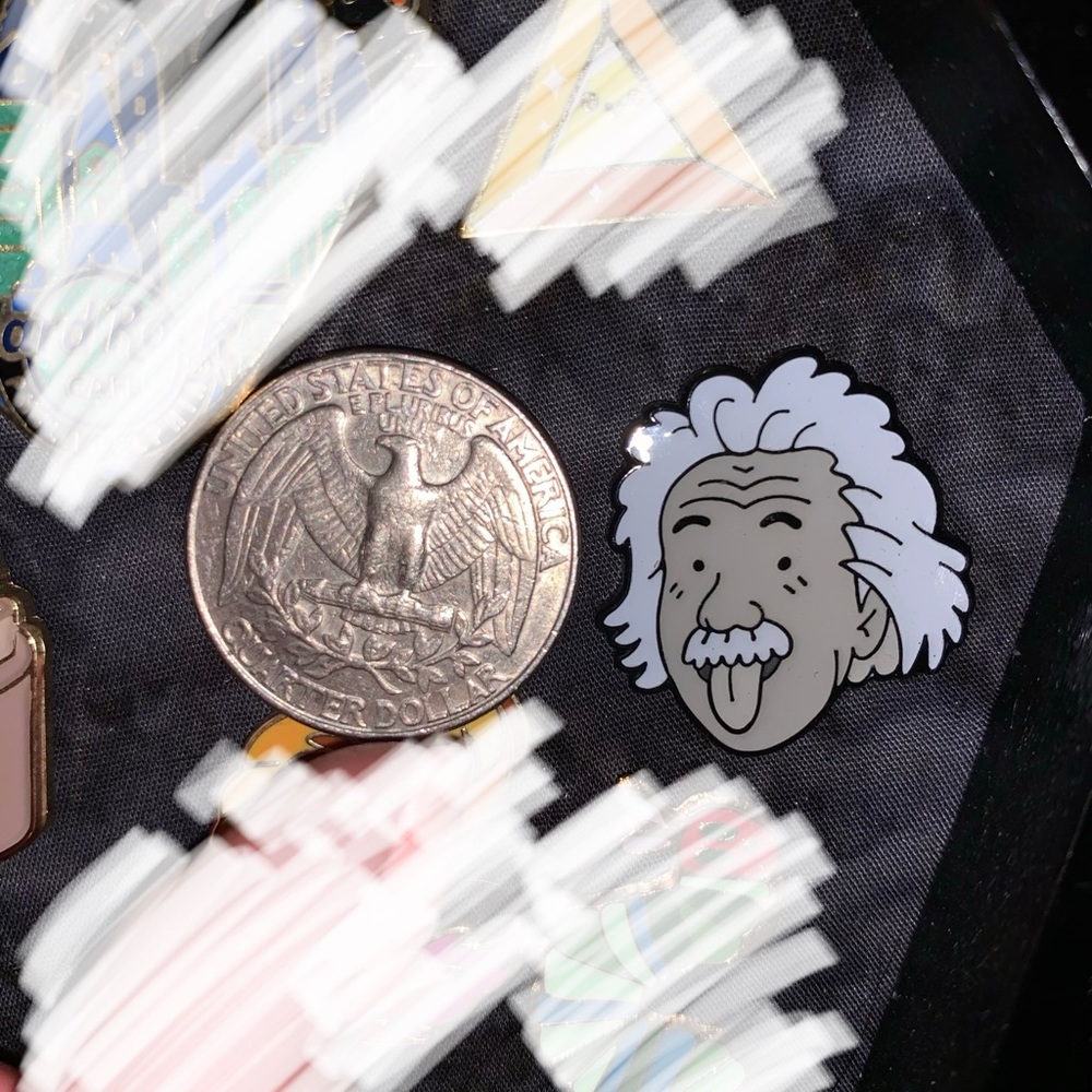 Albert Einstein Lapel / Enamel pin (Leon Romer)